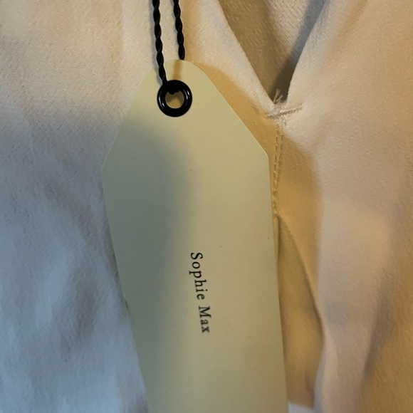 Womens white top NEW with tags size Large - Picture 3 of 4